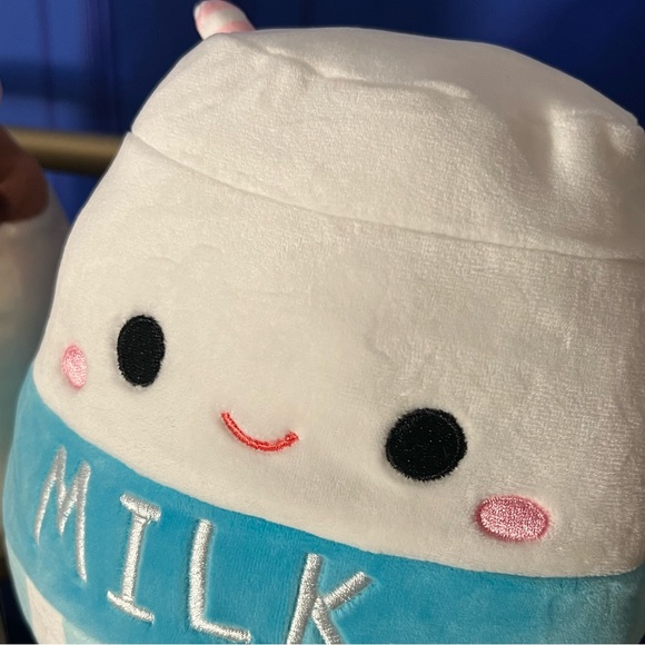 Squishmallows Flip-A-Mallow Mellie & Ronnie - Cow & Milk Pic - Picture 3 of 5